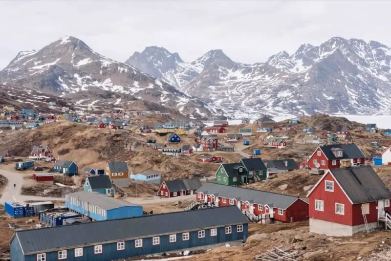 Hauptstadt Grönland Bergen Schnee Haüser